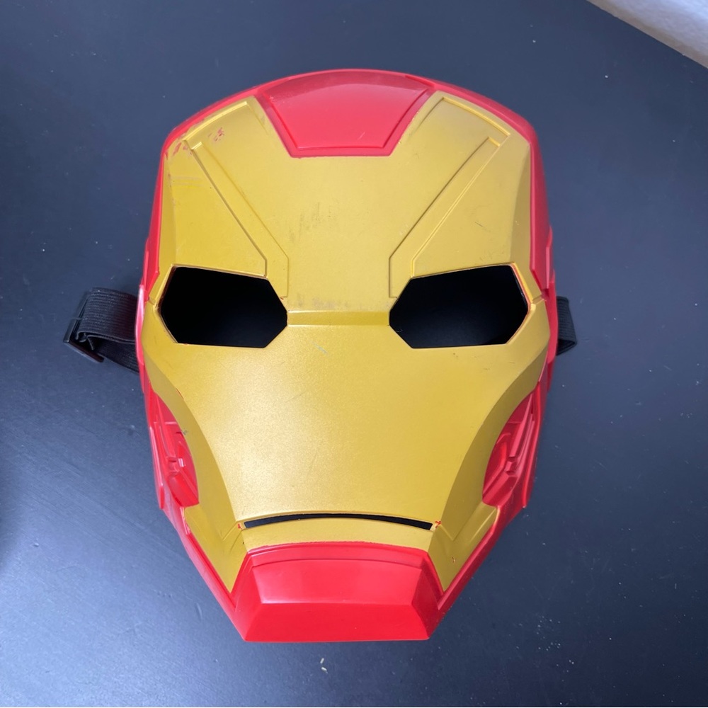 Marvel Iron Man Children’s Hard Plastic Halloween Mask - Red Black and‎ Gold